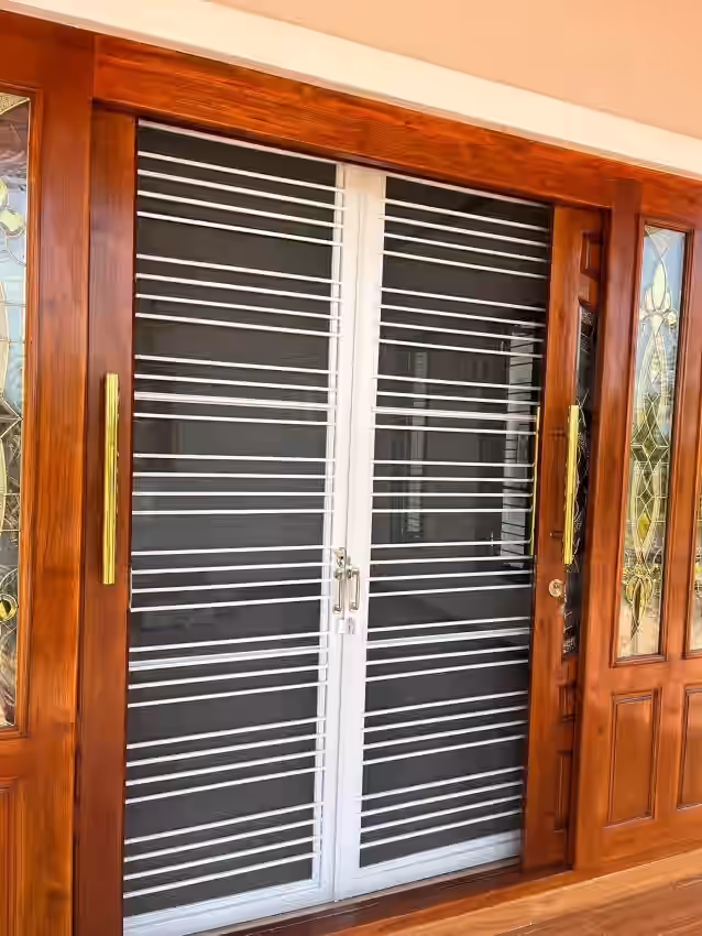 เหล็กดัดประตูบานเลื่อน